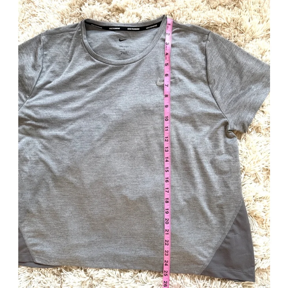 Men’s Nike Running T-shirt Size 1X Gray Dri-Fit